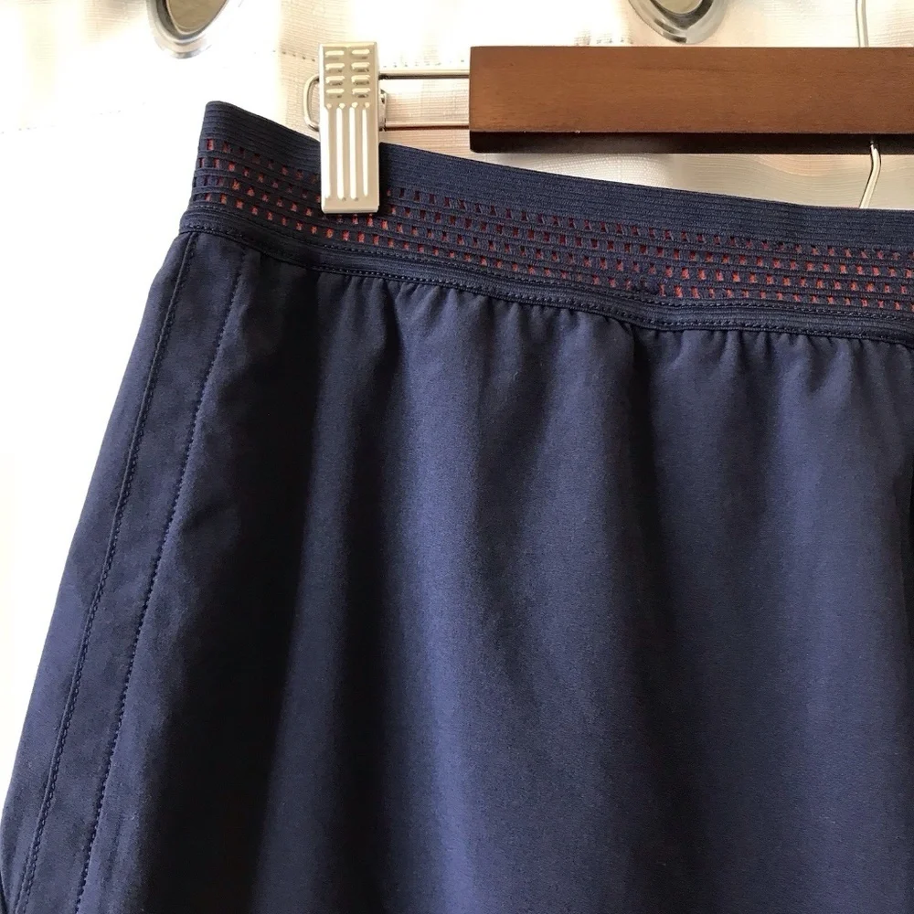 Rhone Shorts Mens L Linerless Navy Blue Stretch Workout Running Active - Picture 6 of 11